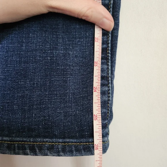 Levis Classic Straight Dark Wash size 10 - Picture 5 of 9